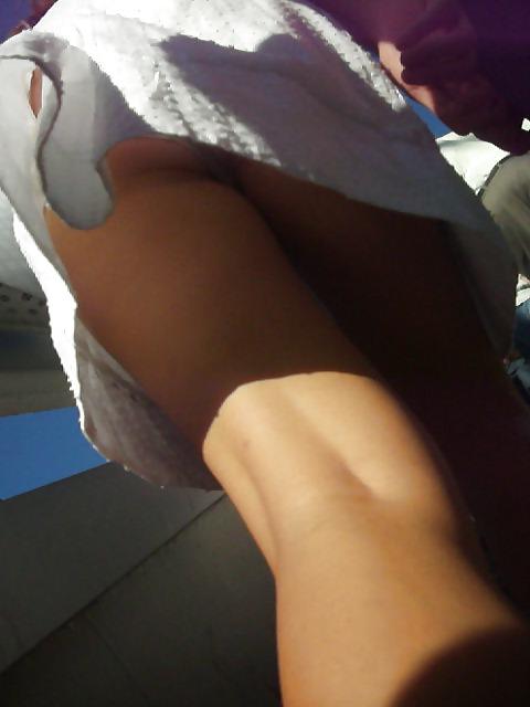 25P Etek alti upskirt
