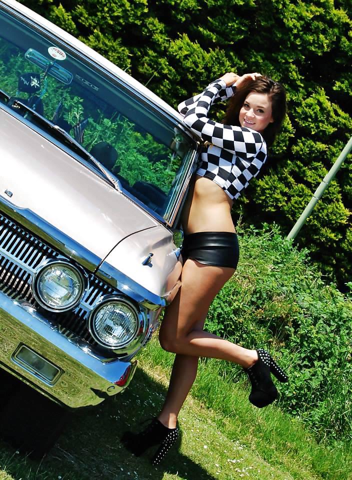 25P Facebook Car Sluts
