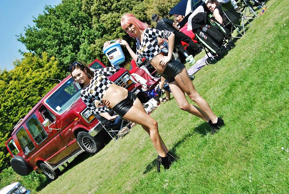 25P Facebook Car Sluts