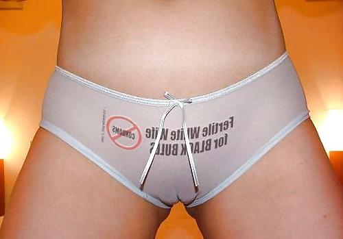 25P Fotze frisst Hose - cameltoe