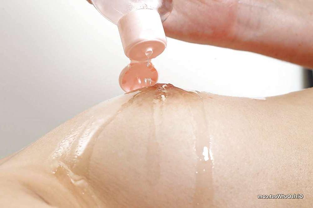 16P Australian lesbian girls oily massage