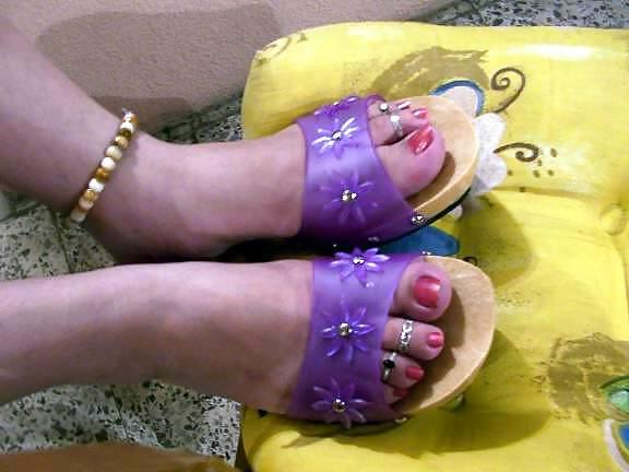 25P Wife perfect feet 6