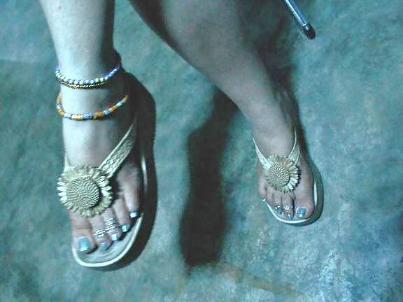 25P Wife perfect feet 6