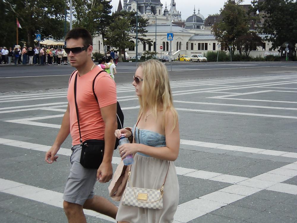 13P Candid Girls with their Boyfriends