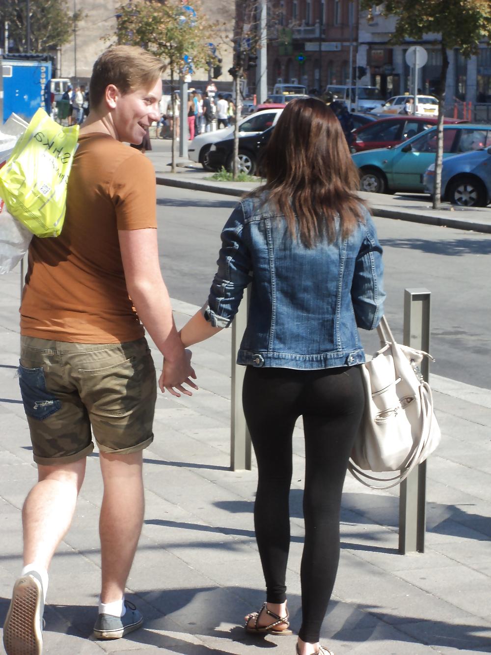 13P Candid Girls with their Boyfriends