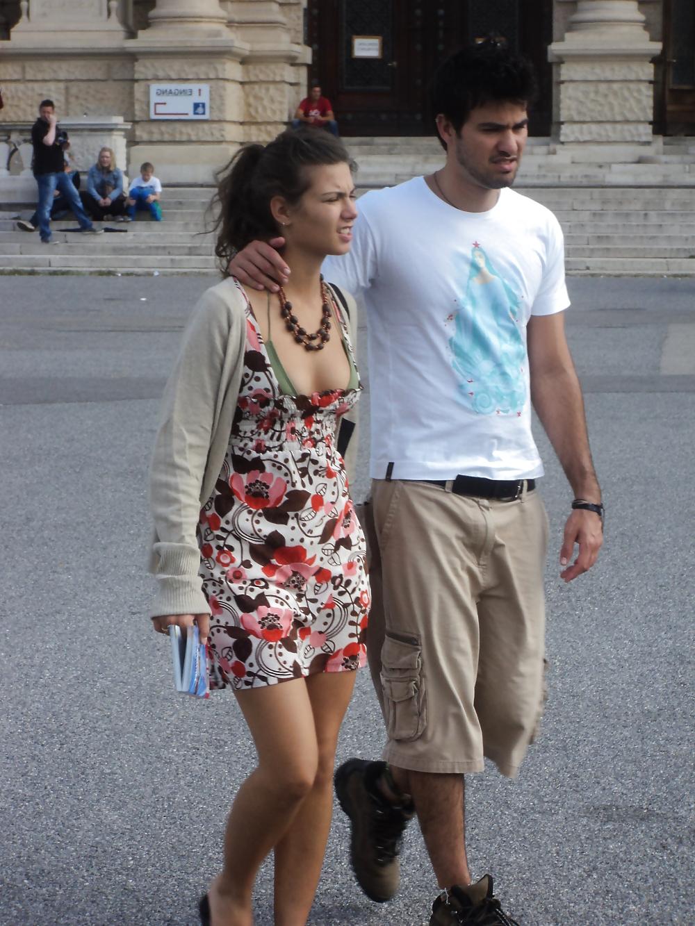 13P Candid Girls with their Boyfriends