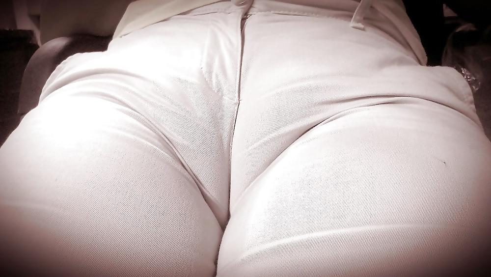 25P Fotze frisst Hose - cameltoe