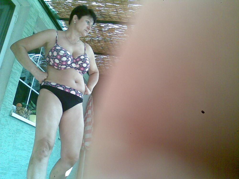 12P Friends mama in a bikini