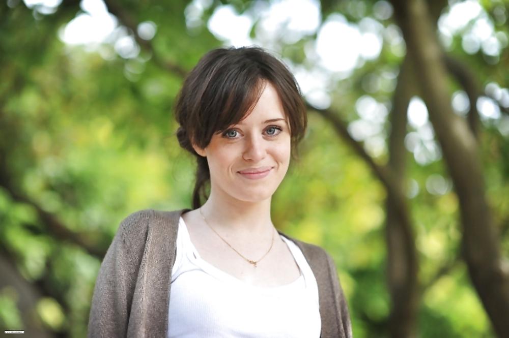 25P Let's Jerk Off Over ... Claire Foy 