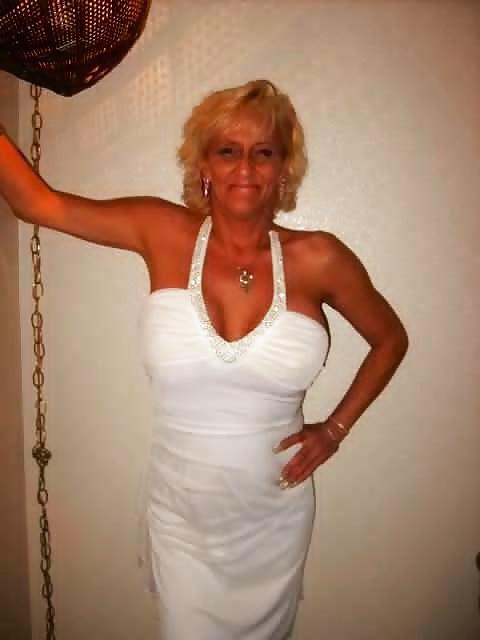 25P Mature Hooker in Phoenix