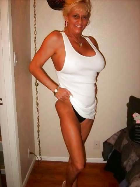 25P Mature Hooker in Phoenix