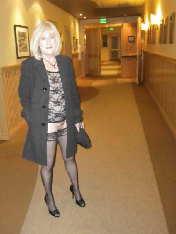 25P Hotels and Hallways
