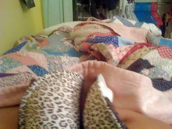 25P Delightful panties and bras of my best friend's girl!