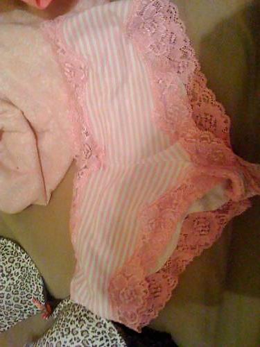 25P Delightful panties and bras of my best friend's girl!