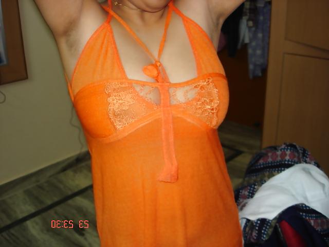 25P Bikini housewife