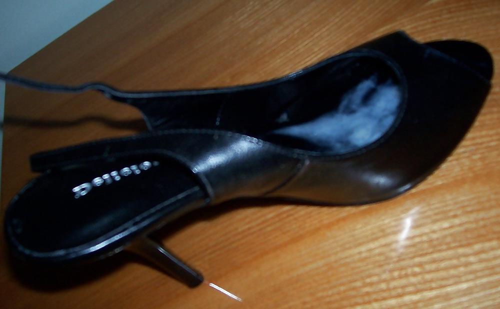 18P Wife's Slingback pip-toe Pumps