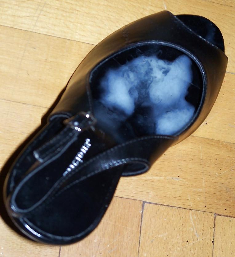 18P Wife's Slingback pip-toe Pumps