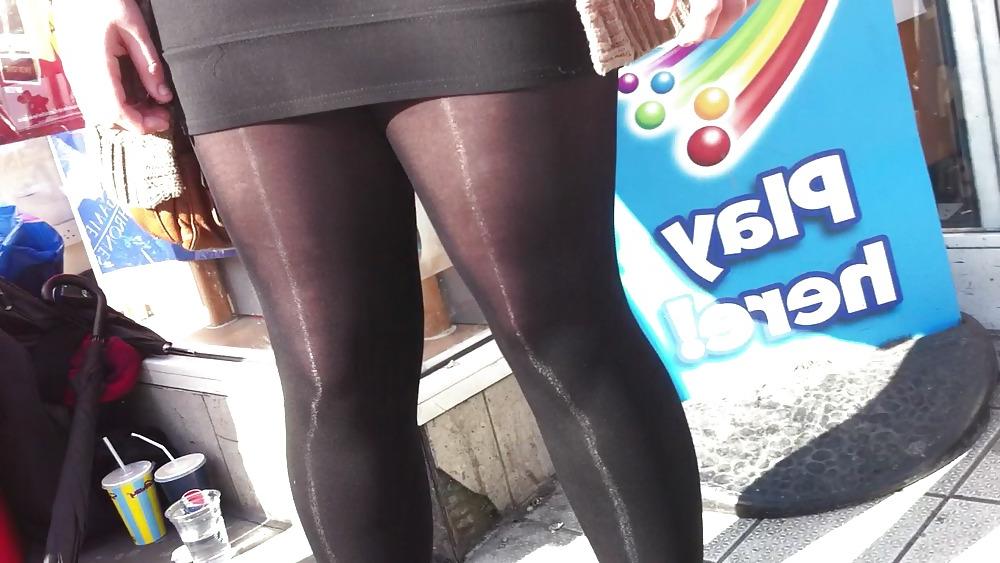 12P Street promo girl wearing shiny opaque tights