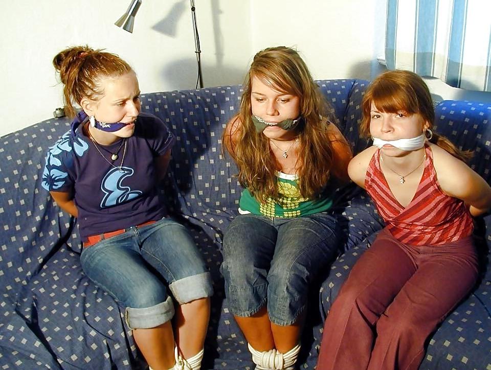 25P Gagged