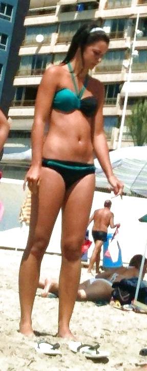 24P Candid Teen UK