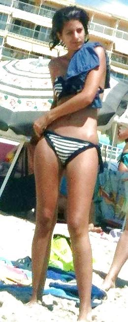 24P Candid Teen UK