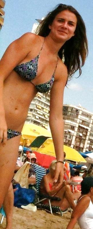 24P Candid Teen UK