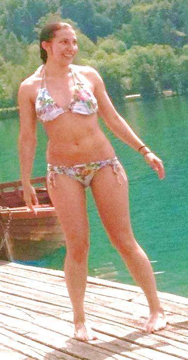 24P Candid Teen UK