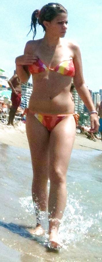 24P Candid Teen UK