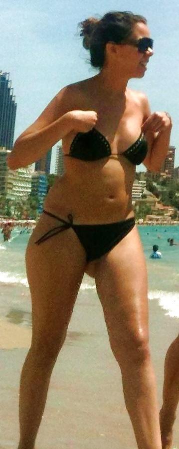 24P Candid Teen UK