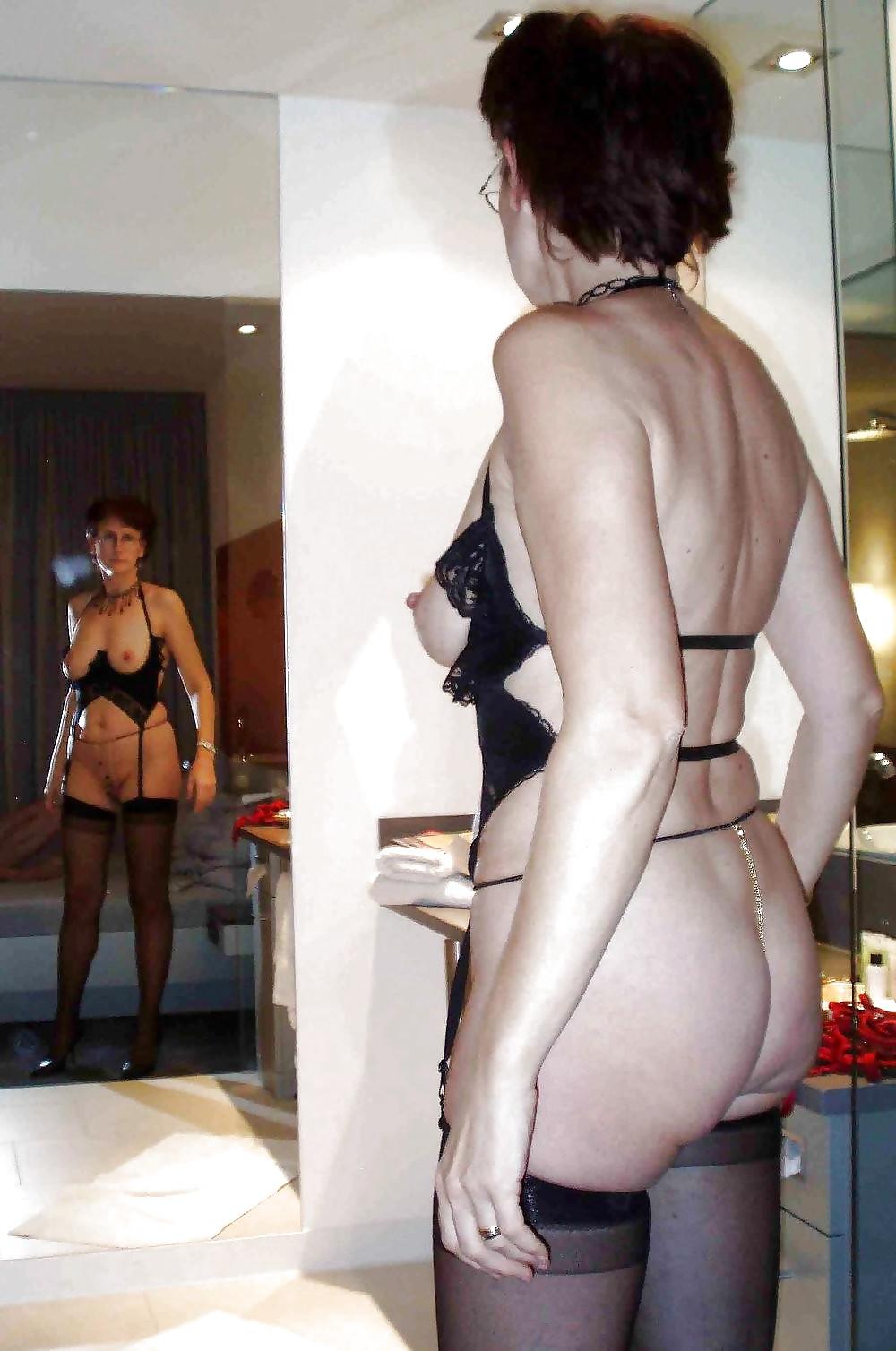 25P Hot Mom - Fickbar Und Zeigegeil 2