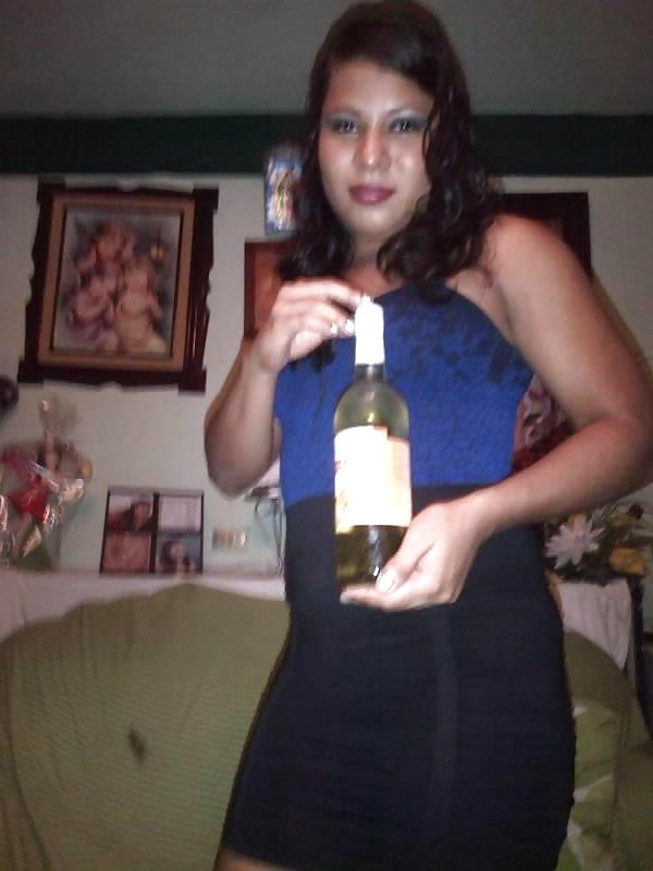 25P Bella Travesti jovencita