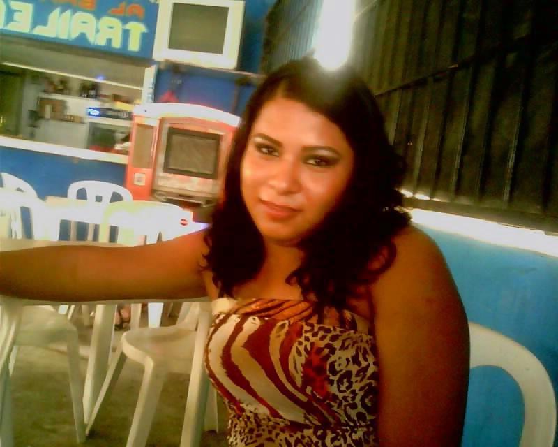 25P Bella Travesti jovencita