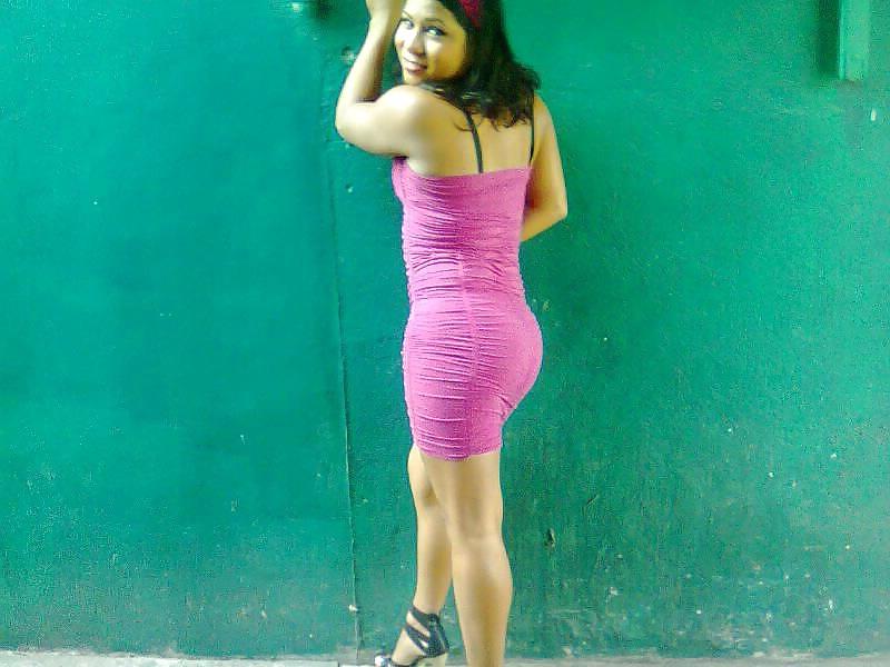 25P Bella Travesti jovencita