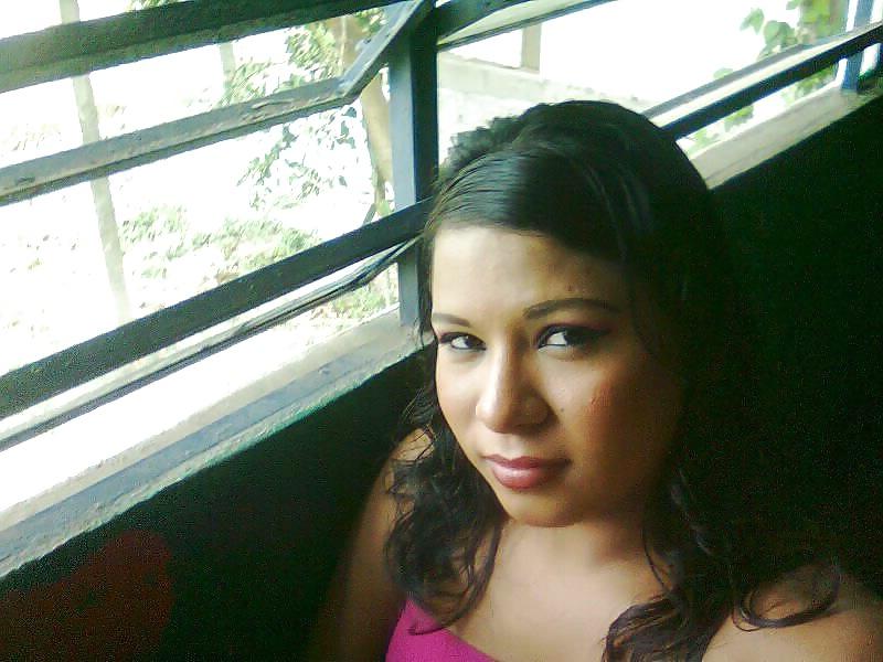 25P Bella Travesti jovencita