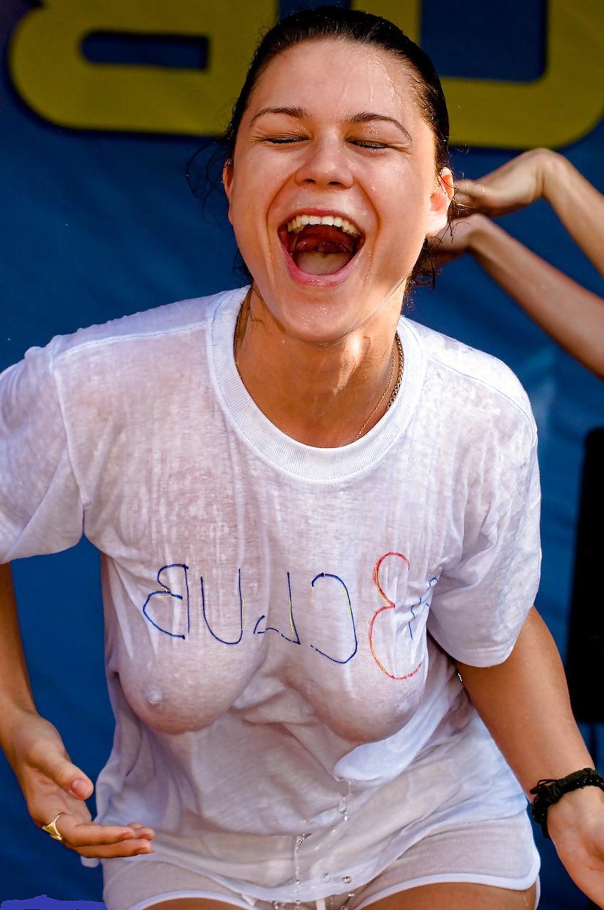 19P For The Love Of Wet T-Shirts