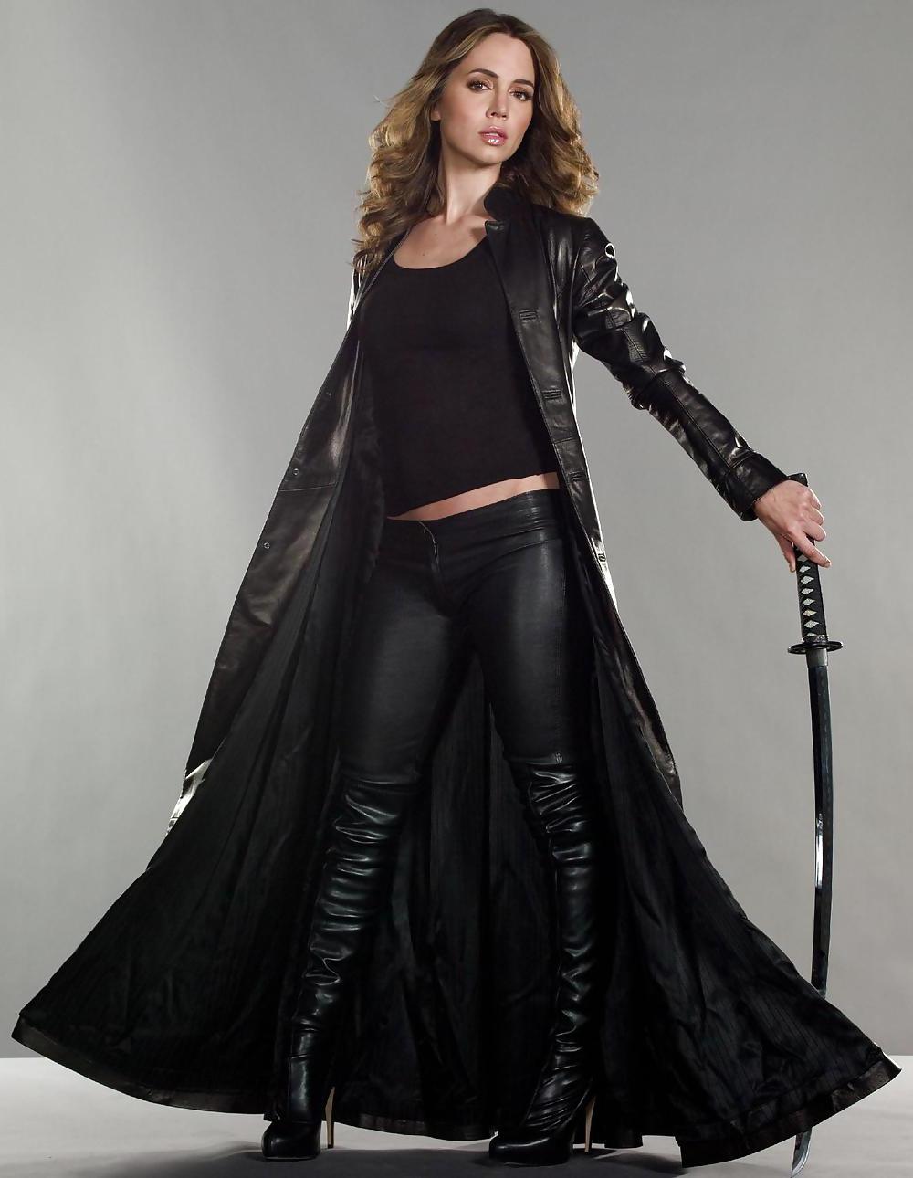 25P Domme celebs - Eliza Dishku, Piper Perabo and Sarah Shahi