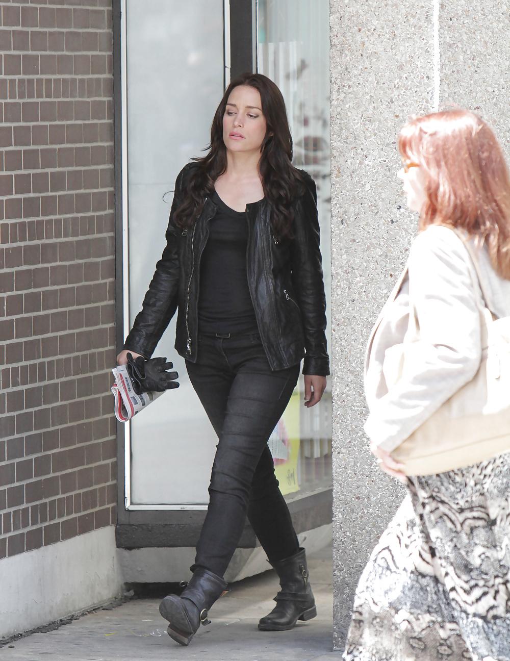 25P Domme celebs - Eliza Dishku, Piper Perabo and Sarah Shahi