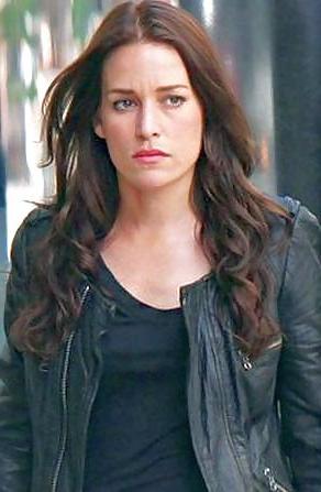 25P Domme celebs - Eliza Dishku, Piper Perabo and Sarah Shahi