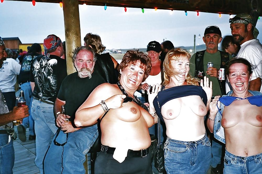 20P Show your tits.