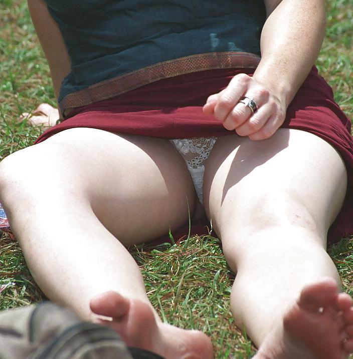 25P Upskirt White Panties In Public 2