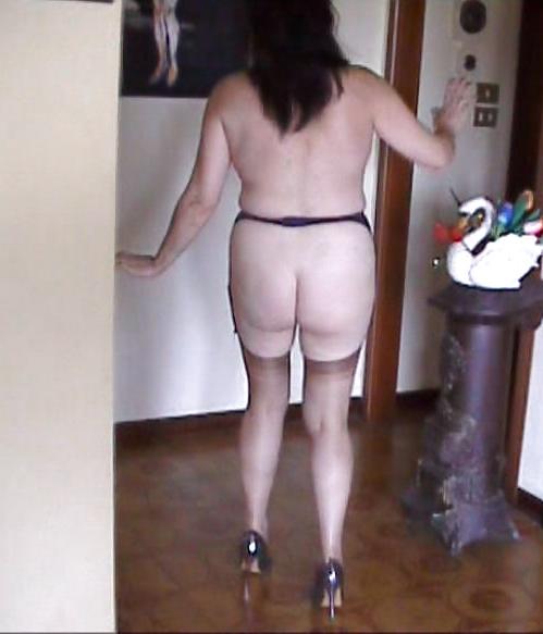 25P Completely naked only in stockings for you!!!