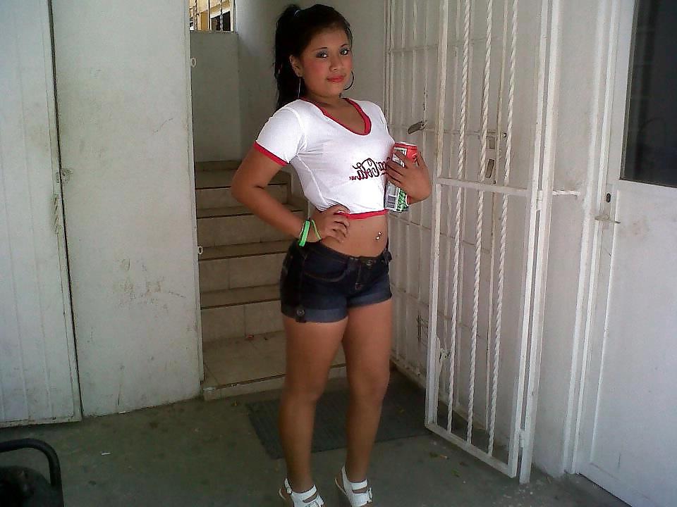 9P Una chica del facebook