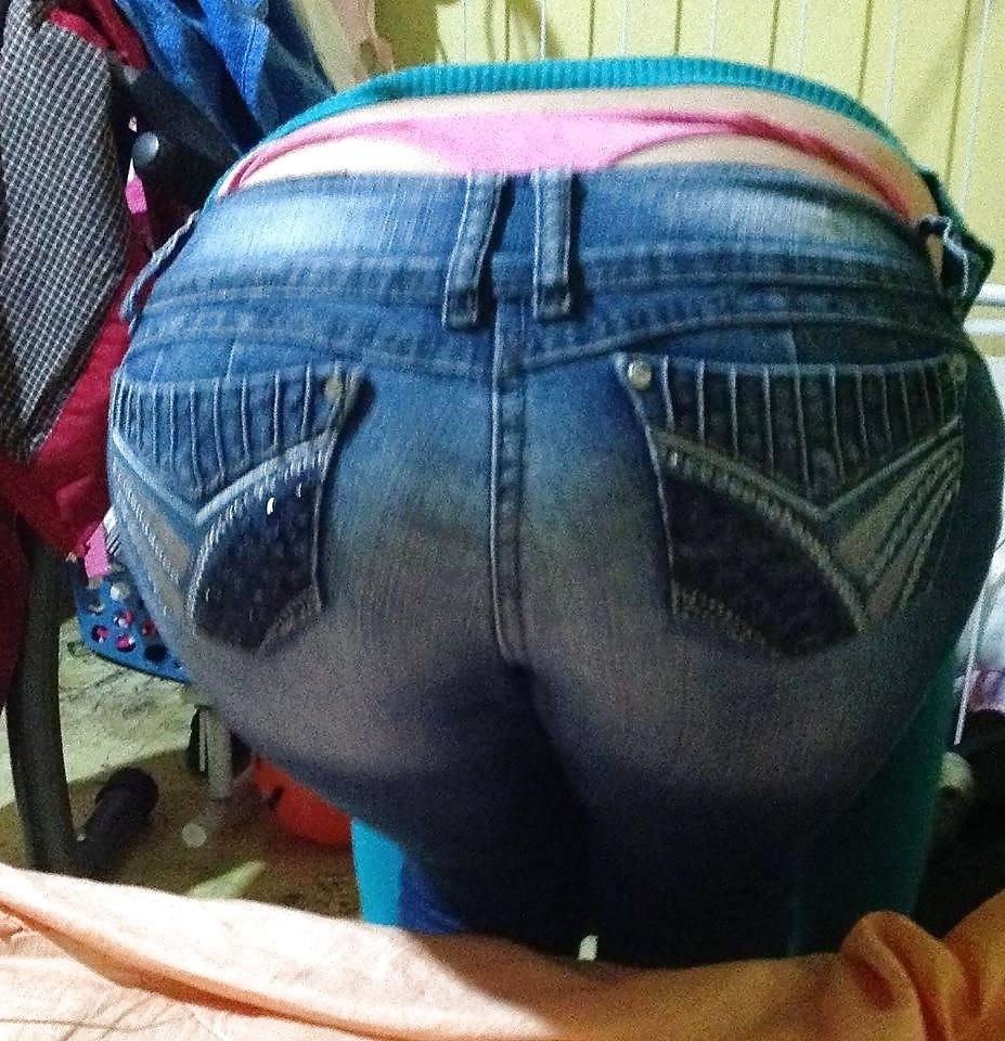 25P Mostrando el Hilo dental