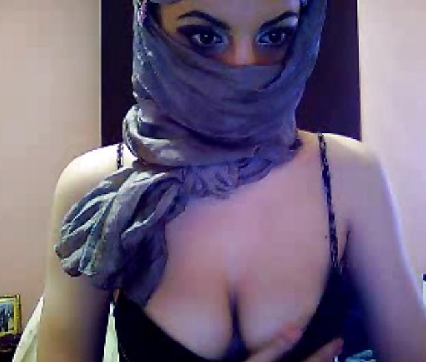 15P Arab sexy show part 1