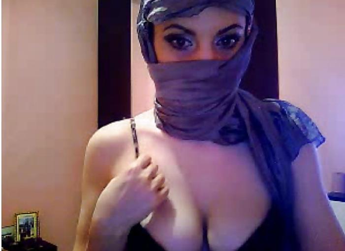 15P Arab sexy show part 1