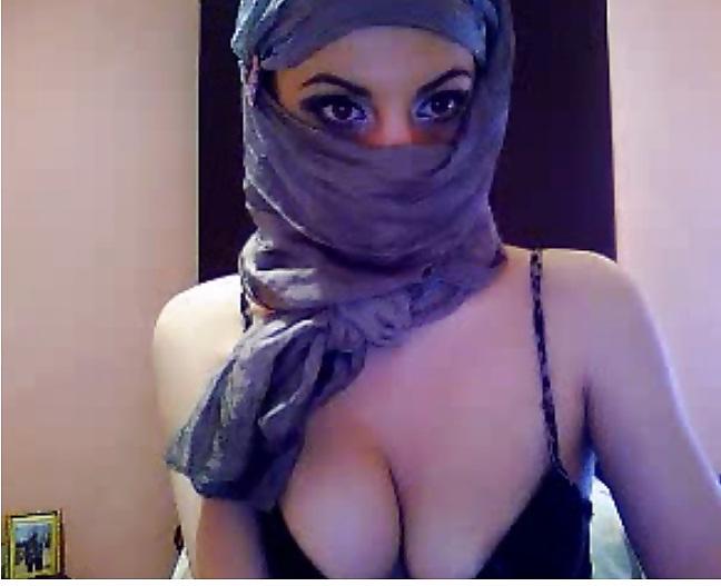 15P Arab sexy show part 1