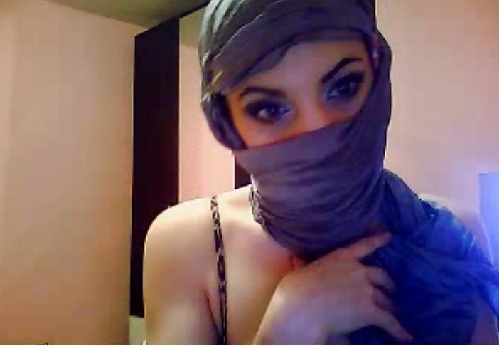 15P Arab sexy show part 1