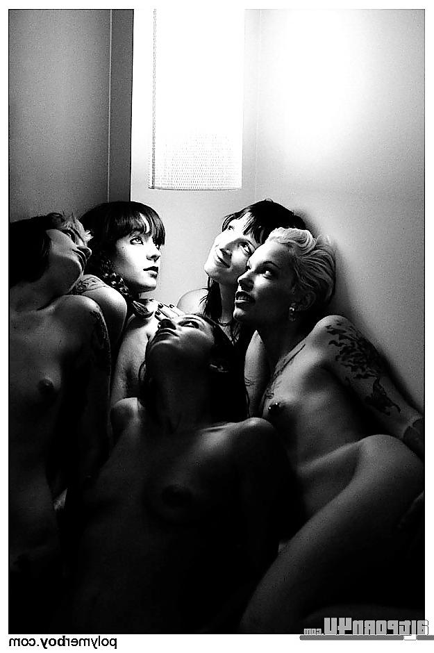 25P Hotel Party Drama Queens