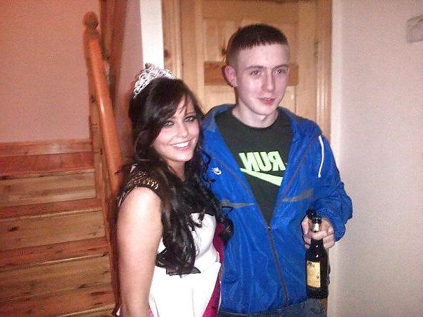 10P Hot Girls With Ugly Blokes,Believe It