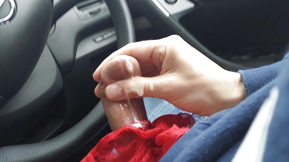 7P Jerking off in car with panties